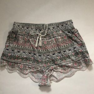 4 FOR 25 🍷🌿Tribal Flow Shorts